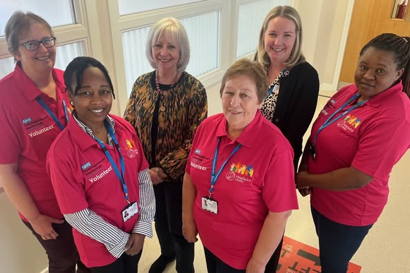 Head to Toe Charity (@head2toecharity) on Twitter photo It was a privilege to have Mary, one of our Butterfly Volunteers join the <a href="/CPFT_NHS/">CPFT</a> Board this week, to talk about her experience <a href="/CpftVolunteers/">CPFT Volunteers</a> <a href="/AnneRobsonTrust/">Anne Robson Trust</a> <a href="/SteveGrangeNHS/">SteveGrange</a> - thank you Mary and all of our wonderful Butterflies. Read more here: tinyurl.com/3w5szas3 It was a privilege to have Mary, one of our Butterfly Volunteers join the <a href="/CPFT_NHS/">CPFT</a> Board this week, to talk about her experience <a href="/CpftVolunteers/">CPFT Volunteers</a> <a href="/AnneRobsonTrust/">Anne Robson Trust</a> <a href="/SteveGrangeNHS/">SteveGrange</a> - thank you Mary and all of our wonderful Butterflies. Read more here: tinyurl.com/3w5szas3