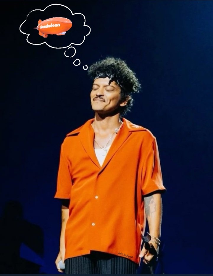 JulieHooligan1's tweet image. Are you voting #hooligans? Dont be a dream squasher.🤦‍♀️😂 VOTE!! kidschoiceawards.com/vote/favorite-…