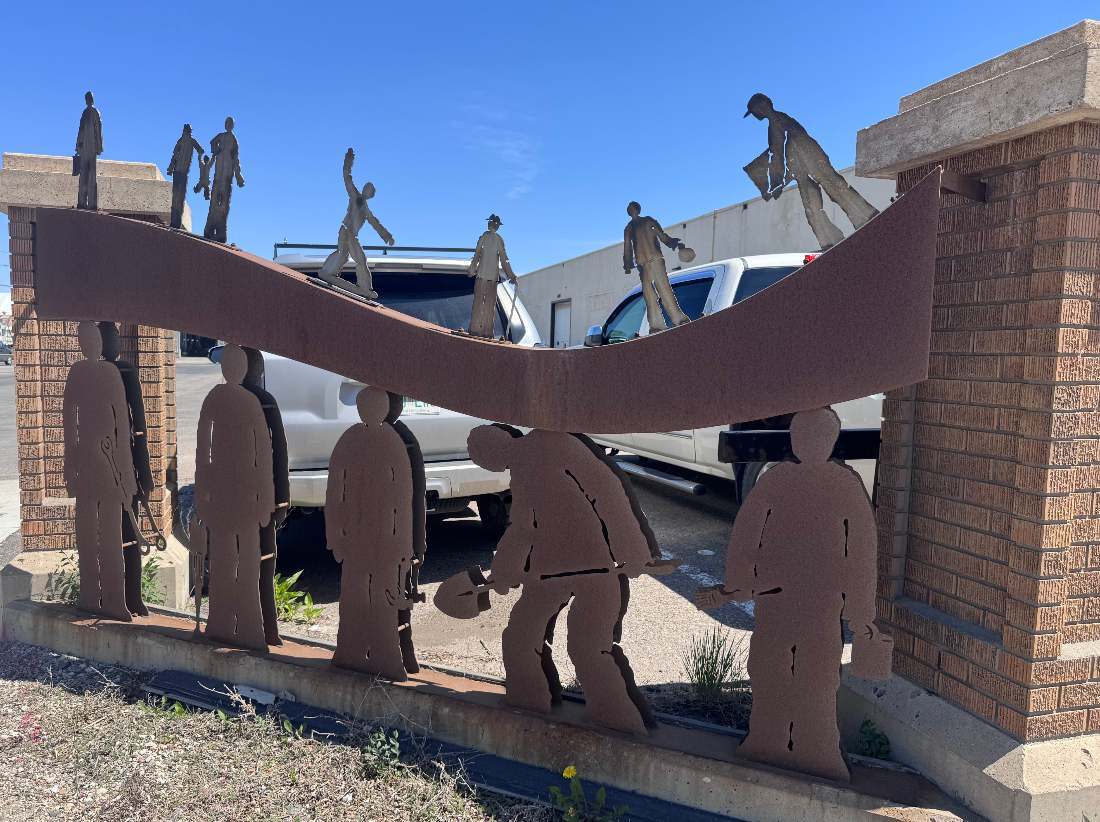 HIEC_appsearch's tweet image. We’re in Regina for @Skills_Canada #SCNC2025! Proud to be a sponsor of Canada’s biggest #SkilledTrades &amp;amp; tech competition. The Opening Ceremonies were 🔥 &amp;amp; we&apos;re excited about the competition today and tmrw! Visit us at our booth &amp;amp; let’s talk career paths.
#CreatingPossibilities