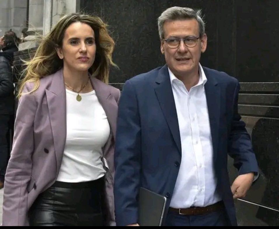 Carlucho Moreno (@morenocarlucho) on Twitter photo Los mejores homenajes se demuestran con hechos. En recuerdo de Adrián Peña, mi <a href="/PartidoColorado/">Partido Colorado</a> no puede votar la venia de Carolina Ache.
Pero también, no se debe de votar por muchísimos otros fundamentos en cuanto a la nombrada.
Más claro échale agua a la leche Los mejores homenajes se demuestran con hechos. En recuerdo de Adrián Peña, mi <a href="/PartidoColorado/">Partido Colorado</a> no puede votar la venia de Carolina Ache.
Pero también, no se debe de votar por muchísimos otros fundamentos en cuanto a la nombrada.
Más claro échale agua a la leche