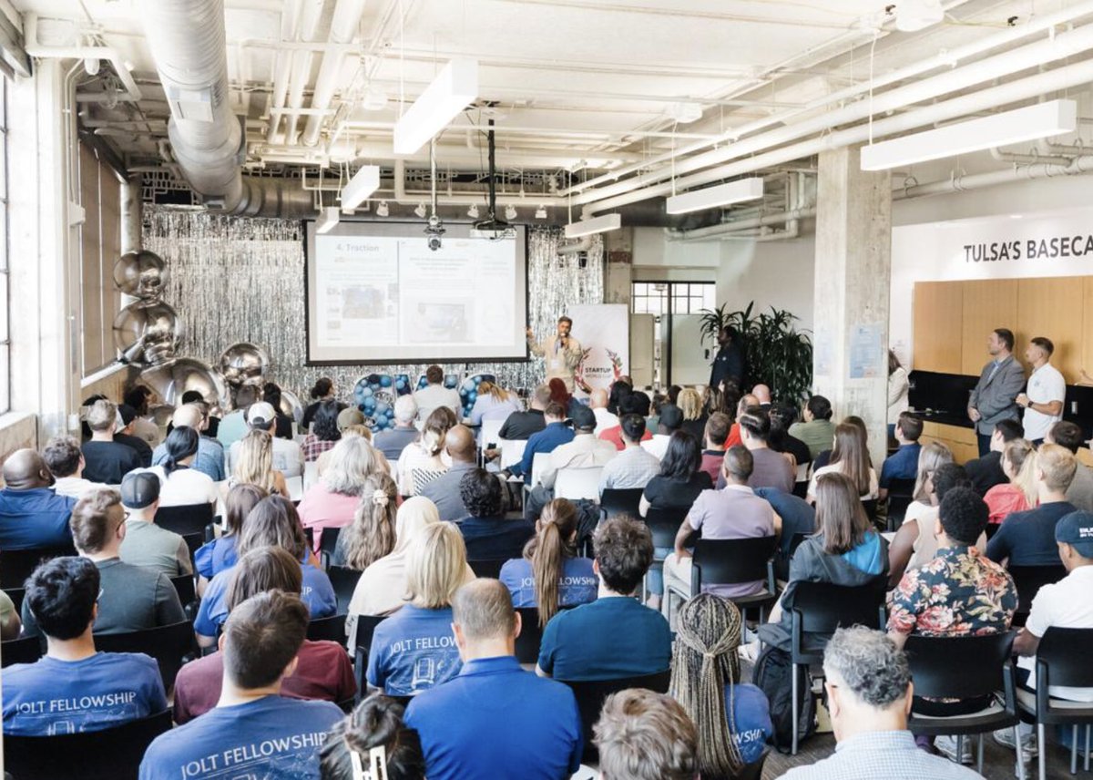 The Startup World Cup regional returns to Gradient where 10 finalists will pitch for  a chance to compete in San Francisco for a $1 million investment.

Join the audience + stay for the afterparty at Welltown Brewing:  events.joingradient.com/startup-world-…