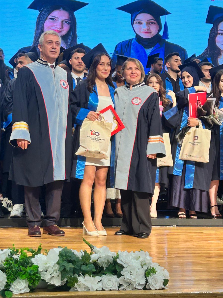 2024-2025 yılı mezunlarımızı coşkuyla uğurladık. Başarılarınız daim olsun 🎓🎓❤️