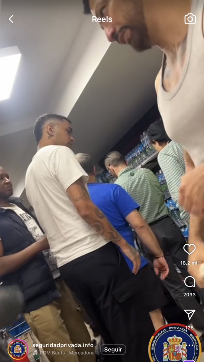 Que hace el doble de Niko Santos?