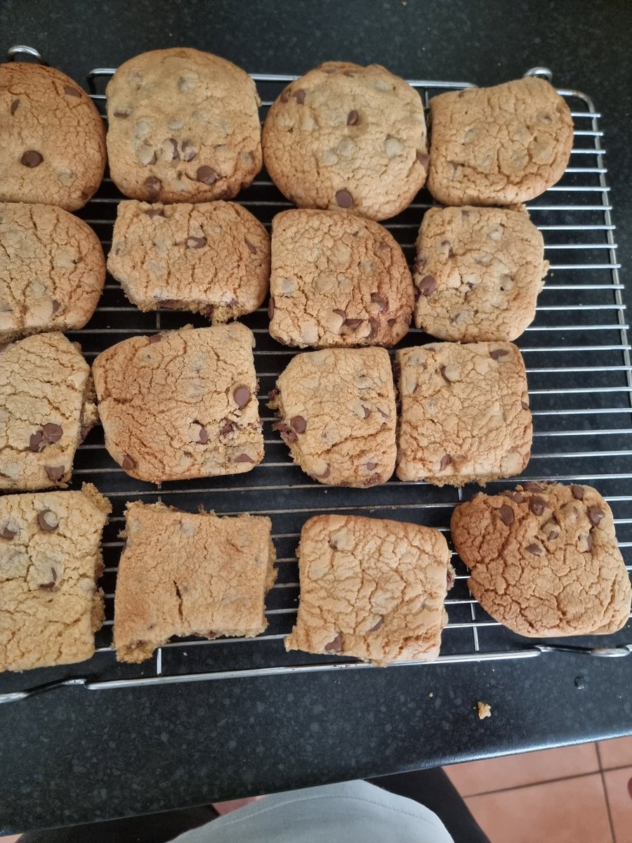 I am the worst baker in existence :(
No cookie cutter means cookies look like whatever these are.