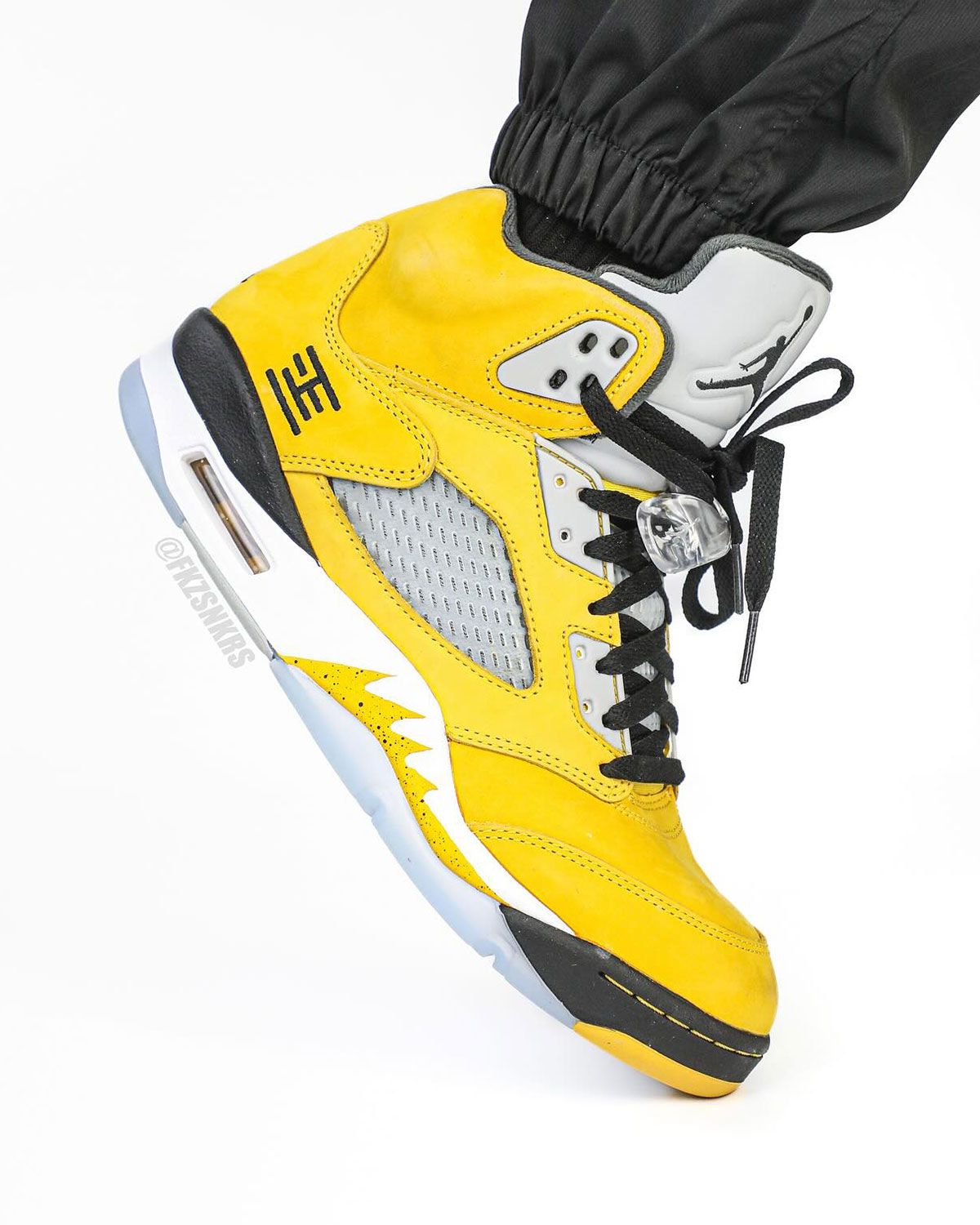 Sneaker News on X: 