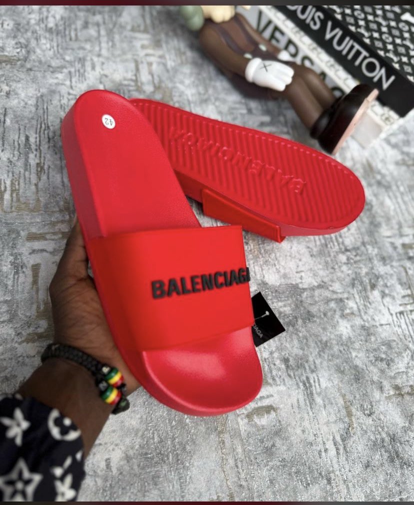 EddySkizzy's tweet photo. New 🆕 Sandles Available now 
Price; 55k 
Cc; @AmhimCollection 
☎️ ; 0705035029 https://t.co/mFmBqJ1aNt