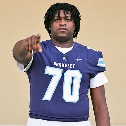 4-star Tampa (Fla.) Berkley Prep OT Johnnie Jones includes Ole Miss in his top schools. Rebels impressed in a big way on his official visit.

on3.com/teams/ole-miss…