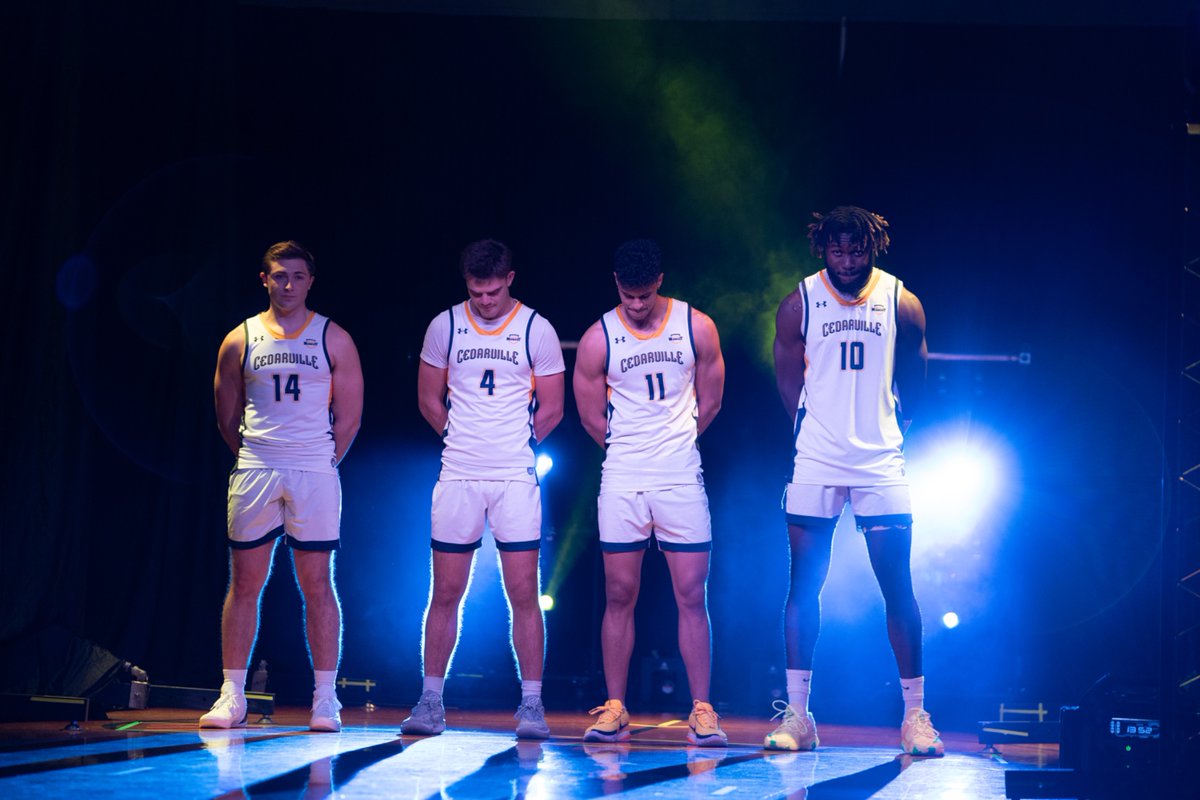 CedarvilleMBB's tweet image. Reminiscing ➡️ 🌖Madness