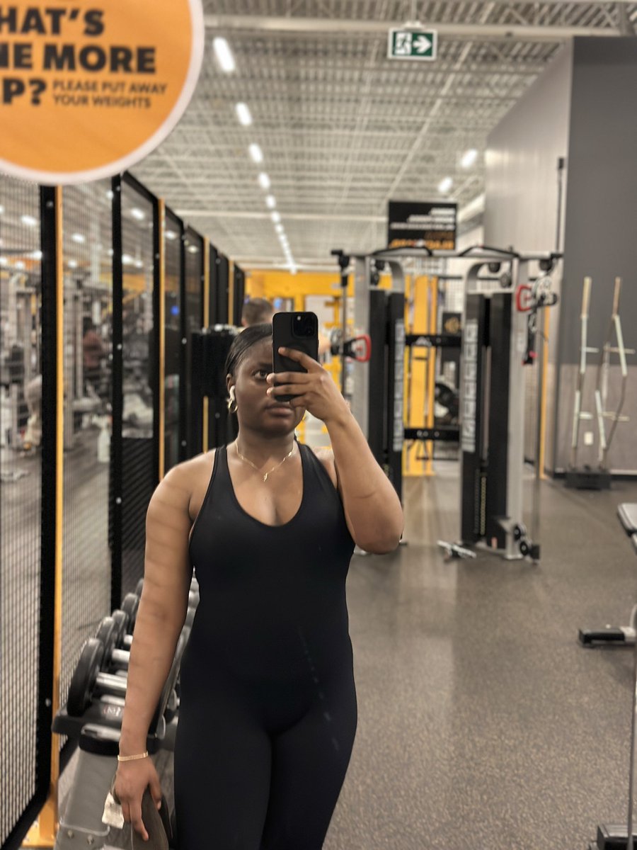peezle5's tweet photo. 🏋️‍♂️🏋️‍♂️🏋️‍♂️🏋️‍♂️ https://t.co/1kcKbryCHU