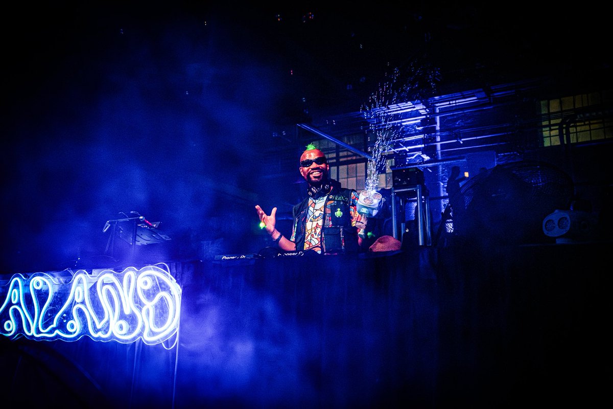 GreenVelvet_'s tweet image. Detroit showed OUT for the LALALAND Movement Afterparty! Massive love to the fans and DJs!