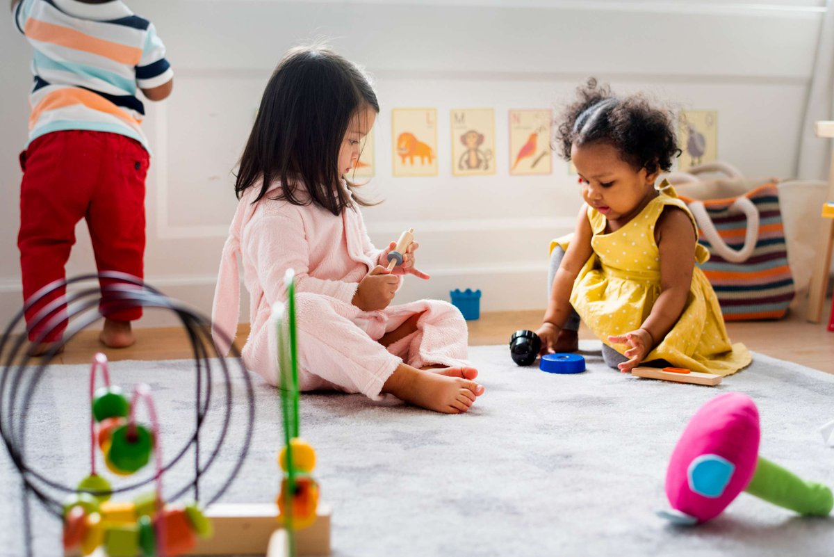 Early On Oakland provides services to families with children experiencing a health condition or developmental delay until they're 3 years old. Call 248-209-2084 for services. bit.ly/3hmAUNj