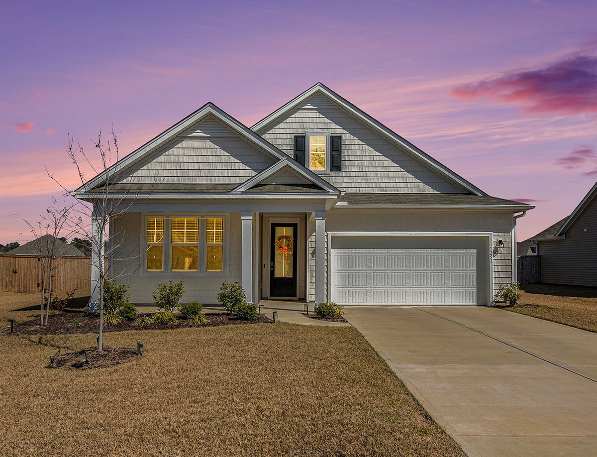 billbyrd's tweet photo. 🚨 $10K PRICE DROP! 🚨
🏡 3BR/2BA | 1,796 sq ft | 0.42-acre lot
📍1251 Wading Point Blvd, Huger, SC
📆 Open House: Sat, May 31 | 1–4 PM
✨ Gourmet kitchen, resort-style amenities. KW Realty Charleston SC
Minutes from #Charleston &amp; #MountPleasant
#OpenHouse #PriceDrop #RealEstate https://t.co/6L80T0yrXk