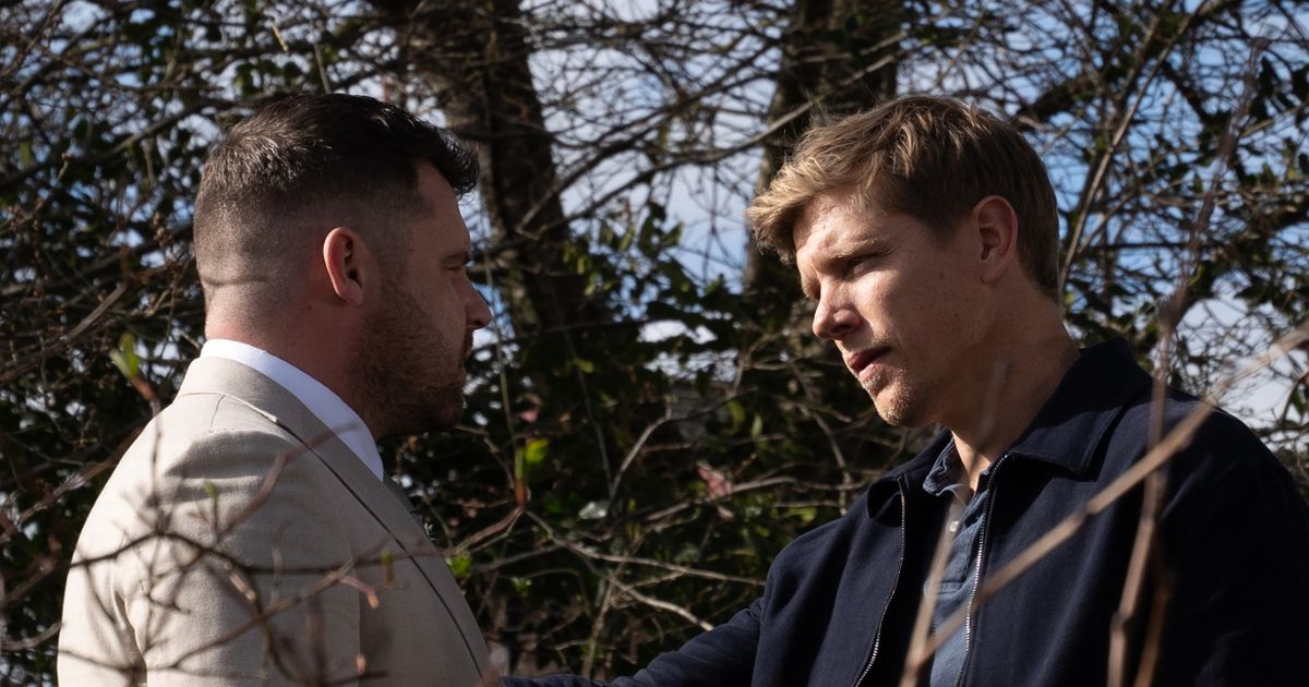 Mirror TV (@mirrortv) on Twitter photo 'Robert Sugden's return on #Emmerdale will go down in soap history as the best kept secret', writes <a href="/jasmine_allday/">Jasmine Allday</a>
mirror.co.uk/tv/tv-news/rob⦠'Robert Sugden's return on #Emmerdale will go down in soap history as the best kept secret', writes <a href="/jasmine_allday/">Jasmine Allday</a>
mirror.co.uk/tv/tv-news/robβ¦