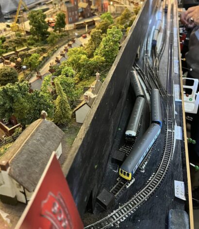 VisitHullEvents (@visithullevents) on Twitter photo Choo-choo choose to go to the model railway show this weekend! 🚂
There will be working layouts, trade and demonstration stands, refreshments and ‘have a go’ layouts for everyone to operate.
📍 <a href="/PrincesQuayHull/">Princes Quay</a>
📆 Sat & Sun
🕰️ From 10am
👉 loom.ly/QzlYwUw
#MustBeHull Choo-choo choose to go to the model railway show this weekend! 🚂
There will be working layouts, trade and demonstration stands, refreshments and ‘have a go’ layouts for everyone to operate.
📍 <a href="/PrincesQuayHull/">Princes Quay</a>
📆 Sat & Sun
🕰️ From 10am
👉 loom.ly/QzlYwUw
#MustBeHull