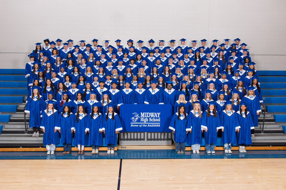 Midway High School's Class of 2025 Graduation Ceremony sampson.k12.nc.us/o/scs/article/…