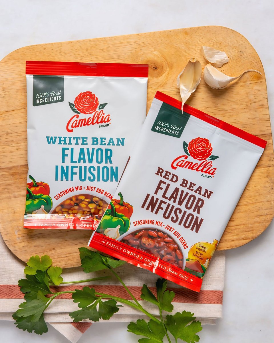 CamelliaBeans's tweet photo. Camellia's Flavor Infusions - real ingredients, authentic NOLA flavors. ⚜️🫘 Get it in your local stores, or shop online today! #BeansDoneRight
https://t.co/zYGCGPZA9C https://t.co/e8BdT2sbEG