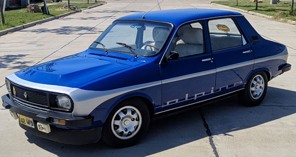Aprovechando que este finde celebran los 70 años de Alpine Cars, paso a recordarles:

El primer Alpine fuera de Francia se hizo en Argentina y fue un Renault 12 deportivo.
Se fabricaron 493 unidades entre el '78 y el '80.
Tenía 110 CV levantaba 170 km/h.

#AlpineCars