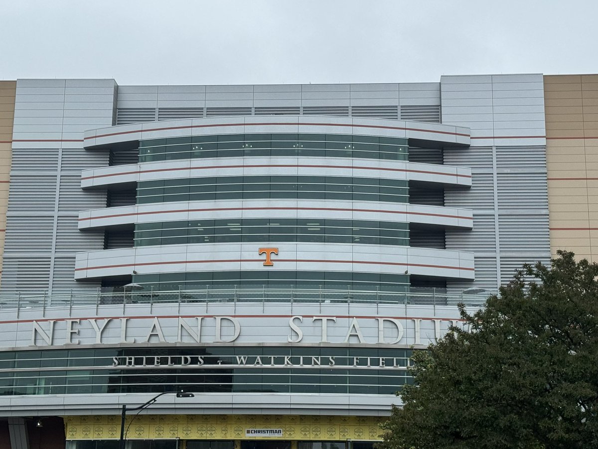 Milo Wise (@milowise60) on Twitter photo Thank you <a href="/Vol_Football/">Tennessee Football</a> for the opportunity to tour your amazing facility <a href="/elitefootballac/">EliteTalentFootball</a> <a href="/coachg76/">Rodney Garner</a> <a href="/Gelarbee/">Glen Elarbee</a> Thank you <a href="/Vol_Football/">Tennessee Football</a> for the opportunity to tour your amazing facility <a href="/elitefootballac/">EliteTalentFootball</a> <a href="/coachg76/">Rodney Garner</a> <a href="/Gelarbee/">Glen Elarbee</a>