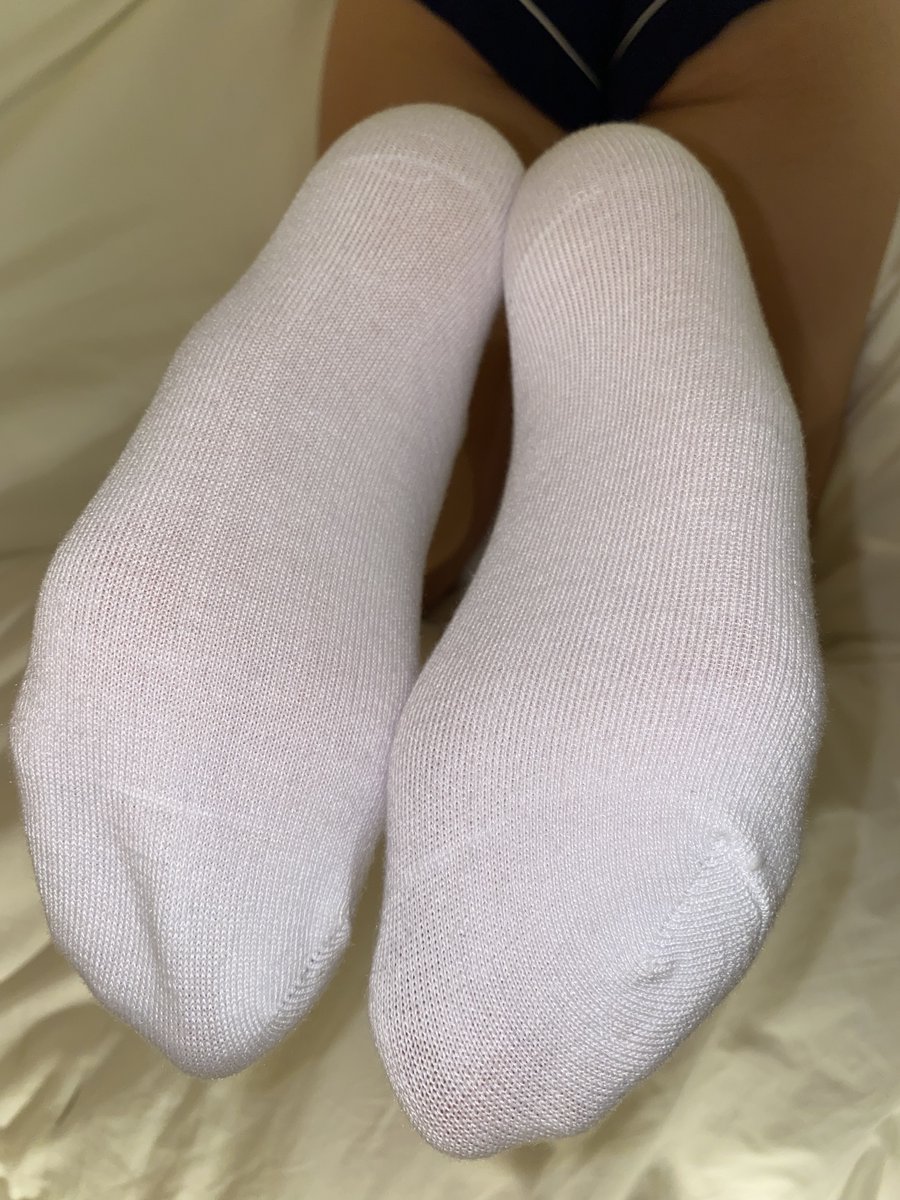 OnlySockies's tweet photo. White Ankle Socks 

#whitesocks #anklesocks #sockfetish https://t.co/xwcY2op3Qq