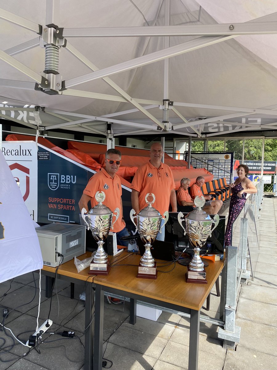 OJK toernooi poule A: Galactik Football, Celta de Veenders, Baco Seniors, El Bieros en Licor Beiroa