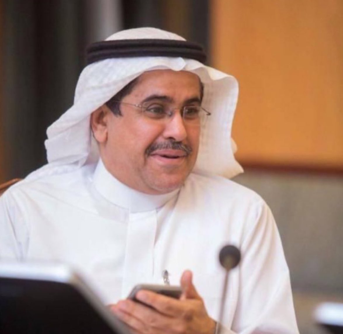 انتقل إلى رحمة الله تعالى  اخي وصديقي وابن عمي 
العميد مهندس : طالب بن محمد بن نجر القبلان 

وستقام الصلاة على الفقيد غداً يوم الجمعة
بعد صلاة العصر بجامع عبدالله بن ناصر المهيني
بالرياض وسيكون الدفن في مقبرة الشمال 
غفر الله له وأسكنه فسيح جناته ..