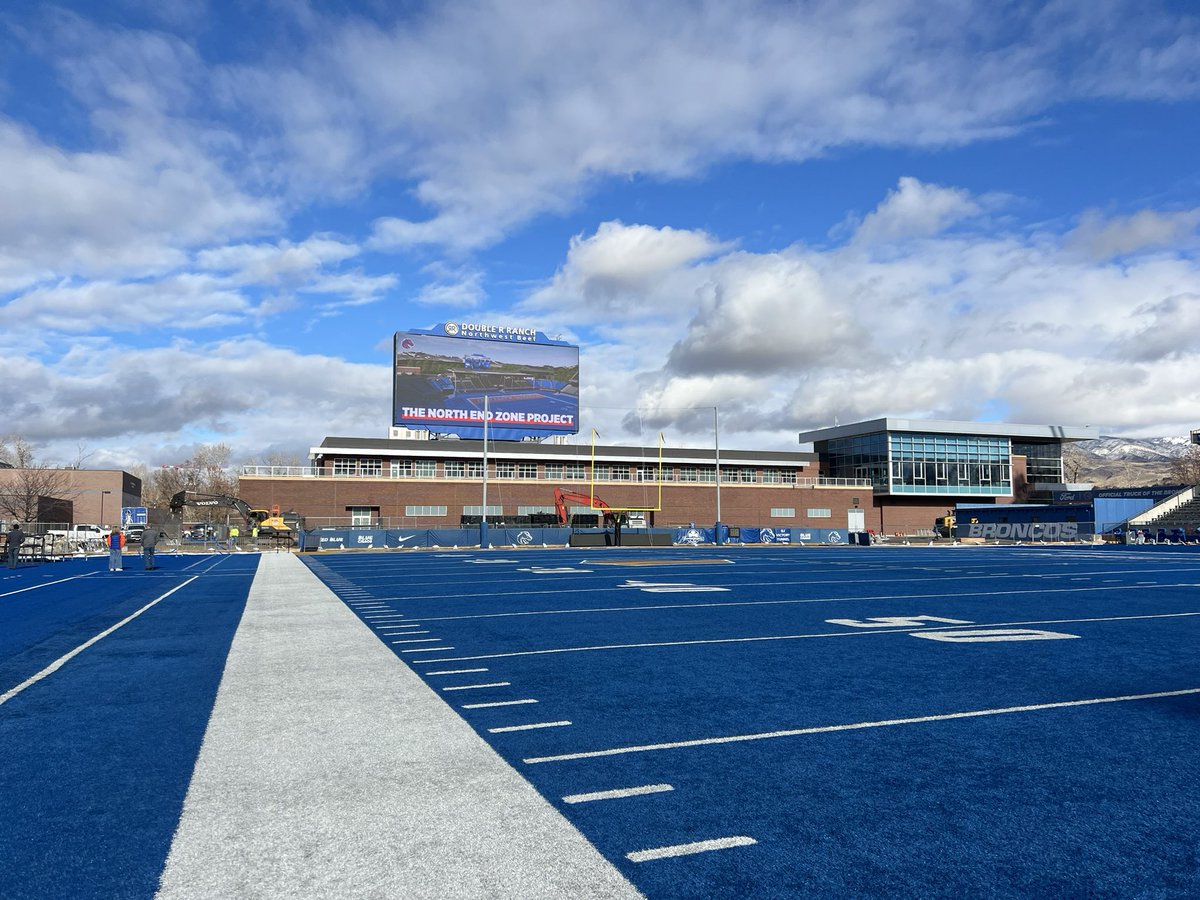 BREAKING: The national TV package has been announced for the 2025 #BoiseState football team.

• 6 games will air on the FOX family of networks (FOX/FS1/FS2)
• 3 games will air on the CBS Sports Network
• 1 game will air on CBS (at Utah State)
• 1 game will air on NBC (at
