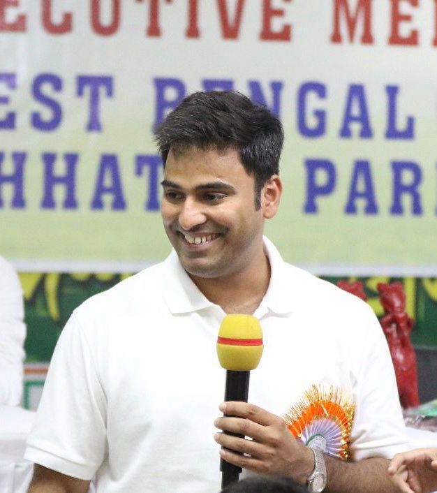 राजस्थान की वीर भूमि सूर्यनगरी जोधपुर पधारने पर NSUI के सफल राष्ट्रीय अध्यक्ष श्री वरुण चौधरी जी का हार्दिक स्वागत एवं अभिनंदन।

📍 जोधपुर एयरपोर्ट
  सुबह 09:00 बजे।

आप सभी स्वागत के लिए तैयार रहे।

~ <a href="/GurJarWarriors_/">गुर्जर वॉरियर्स</a> 

<a href="/varunchoudhary2/">Varun Choudhary</a> <a href="/nsui/">NSUI</a>