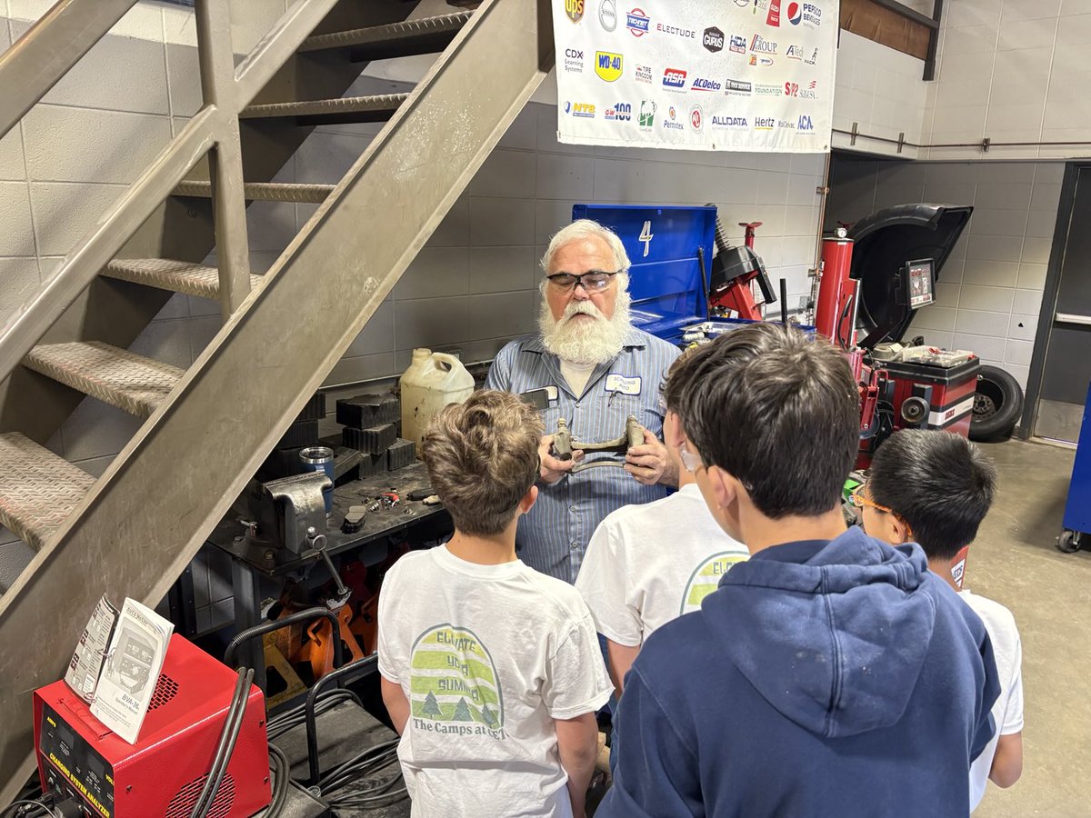 Dina Perfetti-Deany (@dperfettideany) on Twitter photo Thank you <a href="/CETC_SVVS/">Career Elevation and Technology Center</a> staff for providing middle school students from across <a href="/SVVSD/">St. Vrain Valley Schools</a> career pathway experiences this summer! #StVrainStorm Thank you <a href="/CETC_SVVS/">Career Elevation and Technology Center</a> staff for providing middle school students from across <a href="/SVVSD/">St. Vrain Valley Schools</a> career pathway experiences this summer! #StVrainStorm
