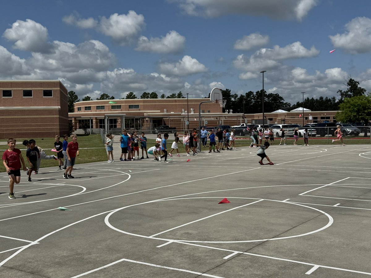 Jennifer Robison tweet media