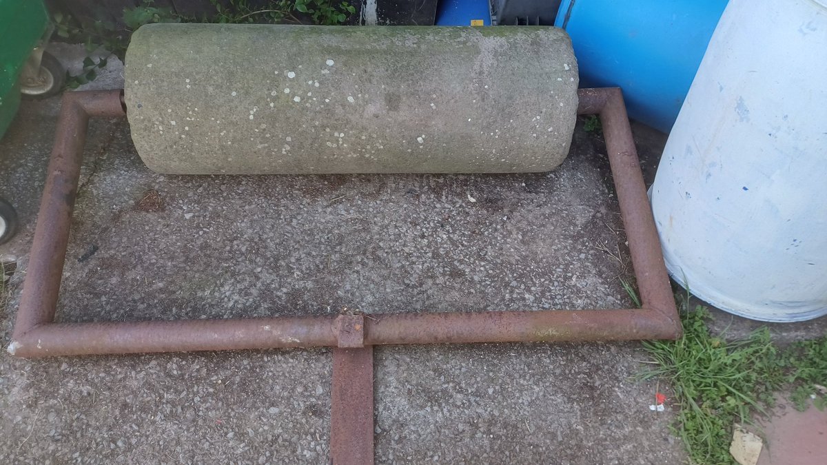Has anyone got any use for this roller?
Very heavy.