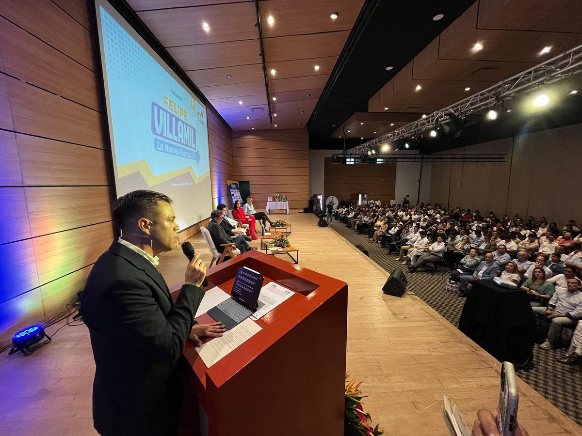 FelipeVillamilO's tweet photo. ✨¡Gracias por hacer del Foro Económico Quindío 2025 un éxito total!
Una jornada llena de ideas, visión y compromiso por el desarrollo del Quindío y Colombia.

A todos los asistentes, panelistas y aliados: ¡gracias por creer en el poder del diálogo y el liderazgo regional! 💬🤝 https://t.co/Zp133sW7Hp