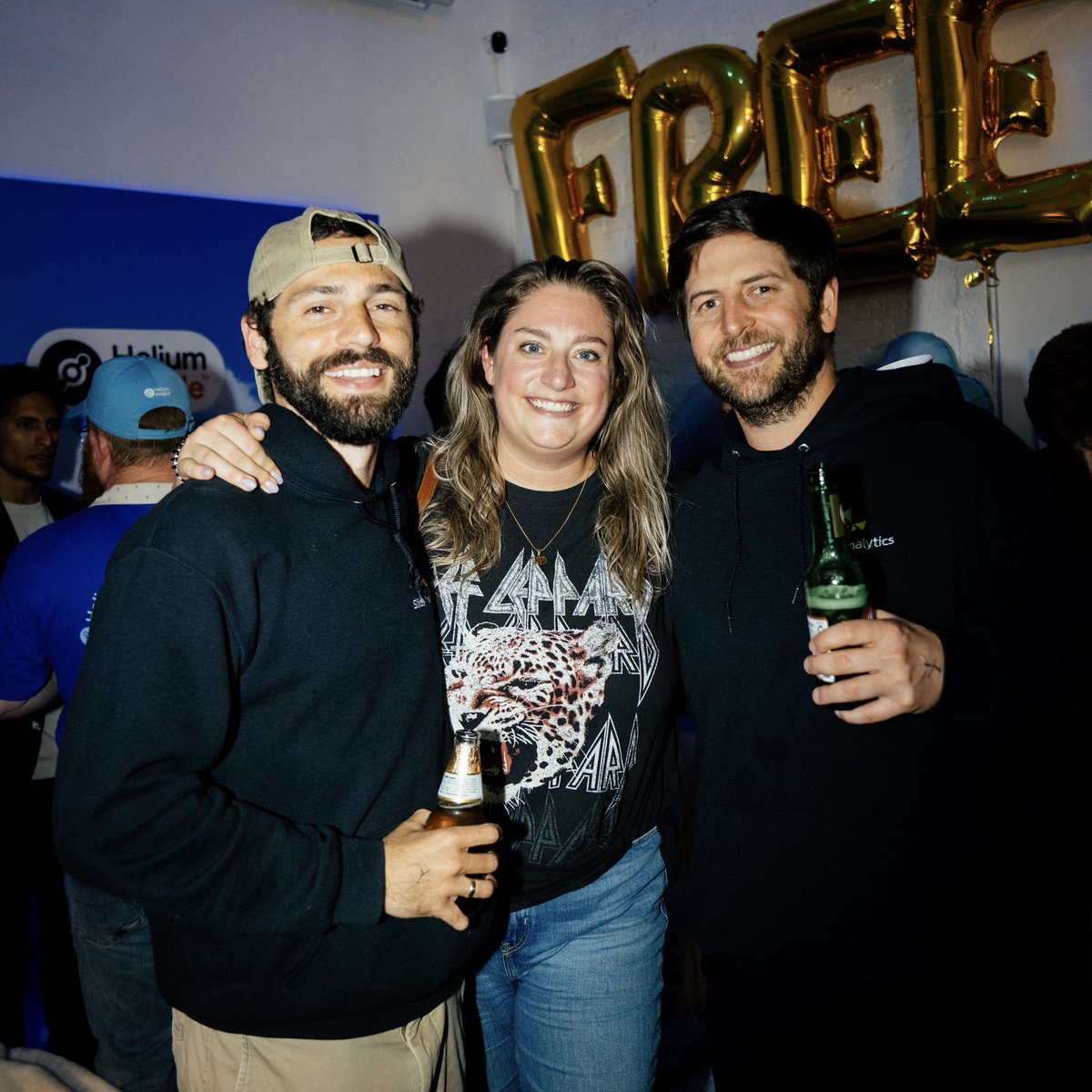 Helium Mobile π βοΈ (@helium_mobile) on Twitter photo IRL hits different π«
appreciate everyone who came through to <a href="/solanaspaces/">Solana Spaces</a> HH at Bowery Showroom π
πΈ Weβve got a full summer lined up in NYC, check the events page, and donβt miss the next one! heliummobile.com/nycevents IRL hits different π«
appreciate everyone who came through to <a href="/solanaspaces/">Solana Spaces</a> HH at Bowery Showroom π
πΈ Weβve got a full summer lined up in NYC, check the events page, and donβt miss the next one! heliummobile.com/nycevents