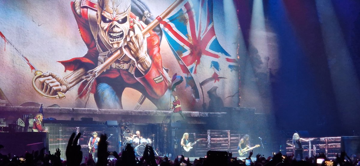 FodorGabor4's tweet image. Dünkü Iron Maiden konserinden enstantaneler...