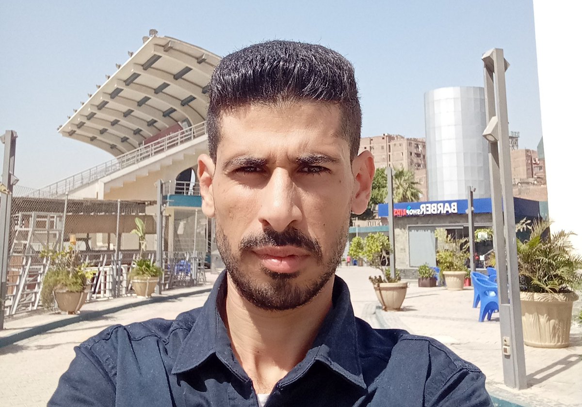 عدت إلى العاصمة عدن فجر اليوم بعد زيارة إلى العاصمة القاهرة .. بعزيمة لا تلين ، وقوة لا تهزم ، وإيمان لا ينتهي ، وصبر لا ينفذ .. عدت بأمل ينير الدرب ، واحلام تتحول إلى واقع ، وفجر يظهر في الآفاق .