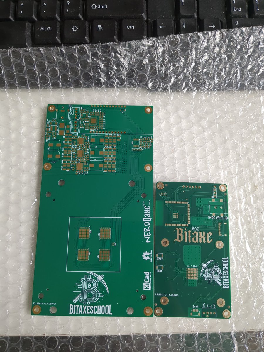 Decentralized_M's tweet image. Y'all are invited!

I'm hosting a live Bitaxe assembly show this weekend where I'll walk you through building your own Bitcoin miner from scratch.

Why? Because I'm tired of seeing people throw money at overpriced pre-built miners when they could build something better…