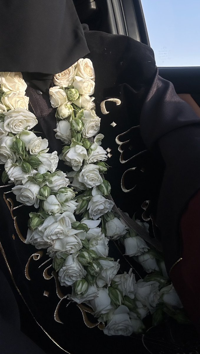 li1na__'s tweet photo. End of an era 🎓🩶
Wednesday, 28/5/2025 https://t.co/onzRjHMTWv