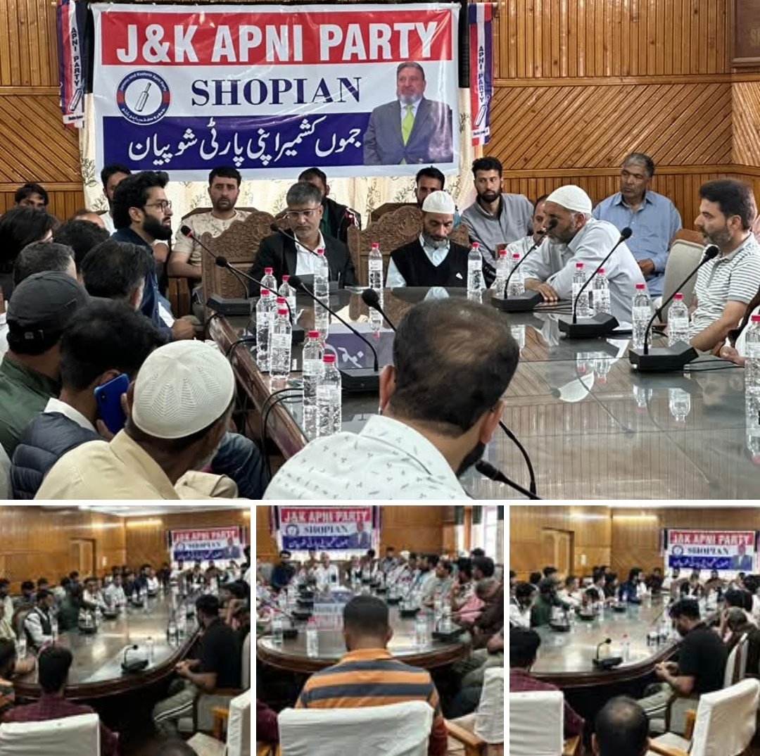 advovaismushtaq's tweet image. Productive day in Shopian with J&K Apni Party team shopian. Raised pressing public concerns and discussed the way forward . #GrassrootsPolitics #JKApniParty
@SMAltafBukhari @Apnipartyonline
@GHMir_ @Rafiahmadmir