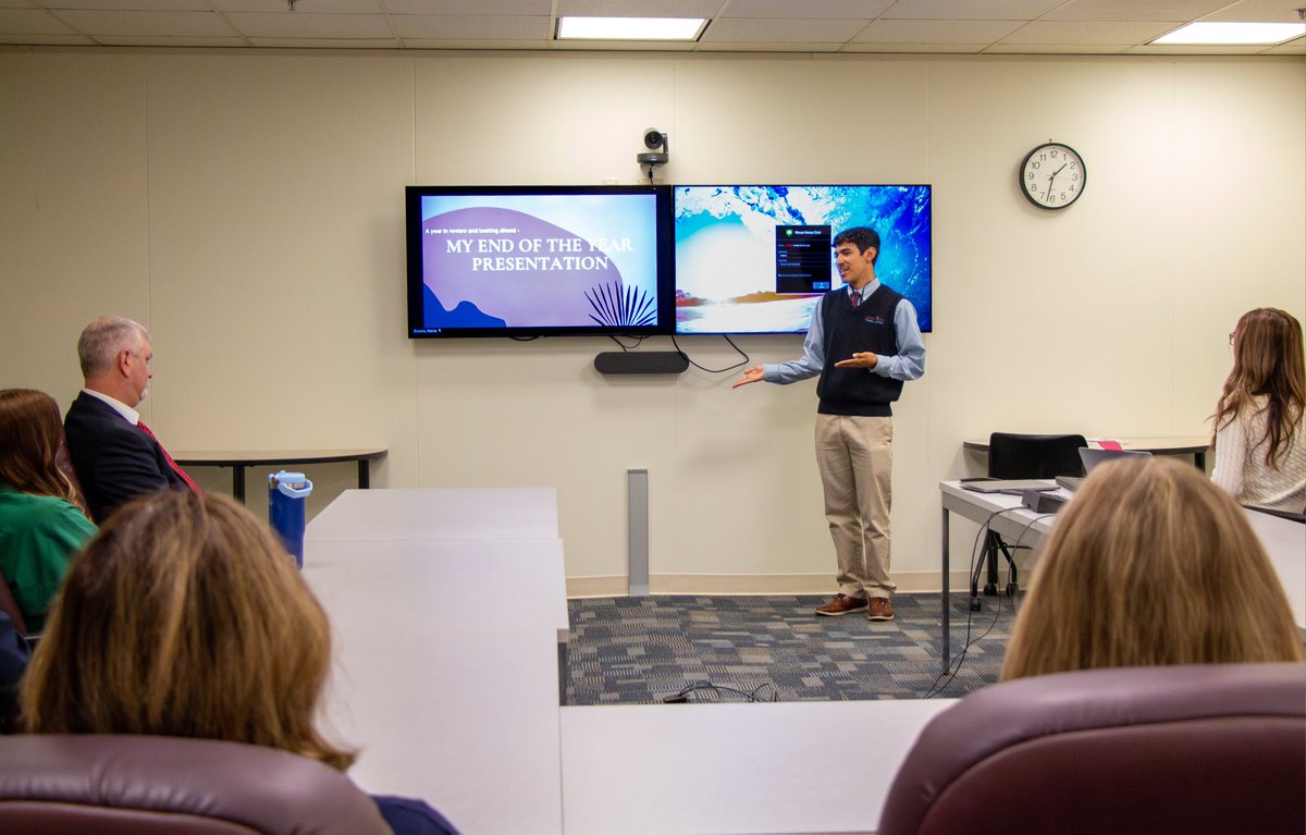 OhioTreasurer's tweet image. As the semester ends, we're saying goodbye to our Cristo Rey interns — their presence in the office will be missed!
Both interns prepared final presentations for staff, showcasing what they learned and experienced during their time here at the Ohio Treasurer’s Office.