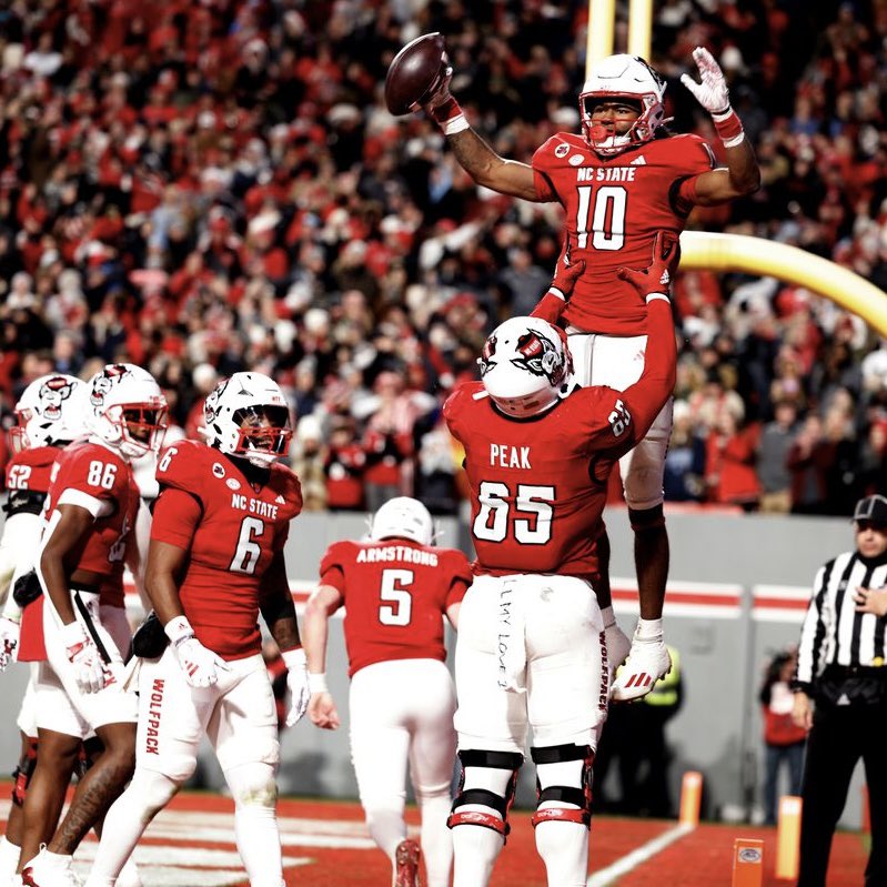 Roman igwebuike (@roman_igwebuike) on Twitter photo More than blessed to receive my 30th offer from NC state!!
<a href="/CoachIM1_/">Isaiah Moore</a> <a href="/Jordanlynch06/">Jordan Lynch</a> <a href="/PackFootball/">NC State Football</a> <a href="/AllenTrieu/">Allen Trieu</a> <a href="/CaravanFootball/">Caravan Football</a> <a href="/EDGYTIM/">Timothy “EDGYTIM” OHalloran</a> <a href="/GregSmithRivals/">Greg Smith</a>
#AGTG #1pack1goal More than blessed to receive my 30th offer from NC state!!
<a href="/CoachIM1_/">Isaiah Moore</a> <a href="/Jordanlynch06/">Jordan Lynch</a> <a href="/PackFootball/">NC State Football</a> <a href="/AllenTrieu/">Allen Trieu</a> <a href="/CaravanFootball/">Caravan Football</a> <a href="/EDGYTIM/">Timothy “EDGYTIM” OHalloran</a> <a href="/GregSmithRivals/">Greg Smith</a>
#AGTG #1pack1goal