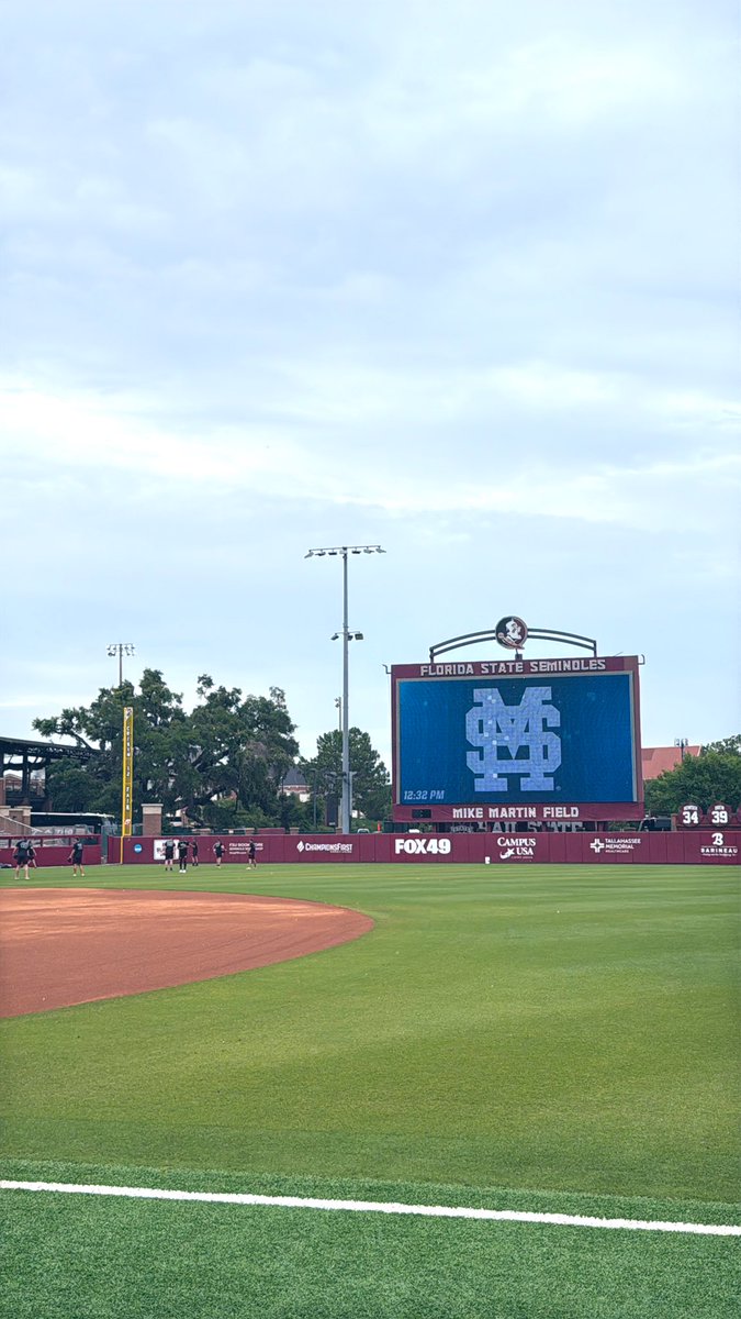 Blake_Loper1's tweet image. Diamond Dawgs in Tally !!

#HailState 🐶