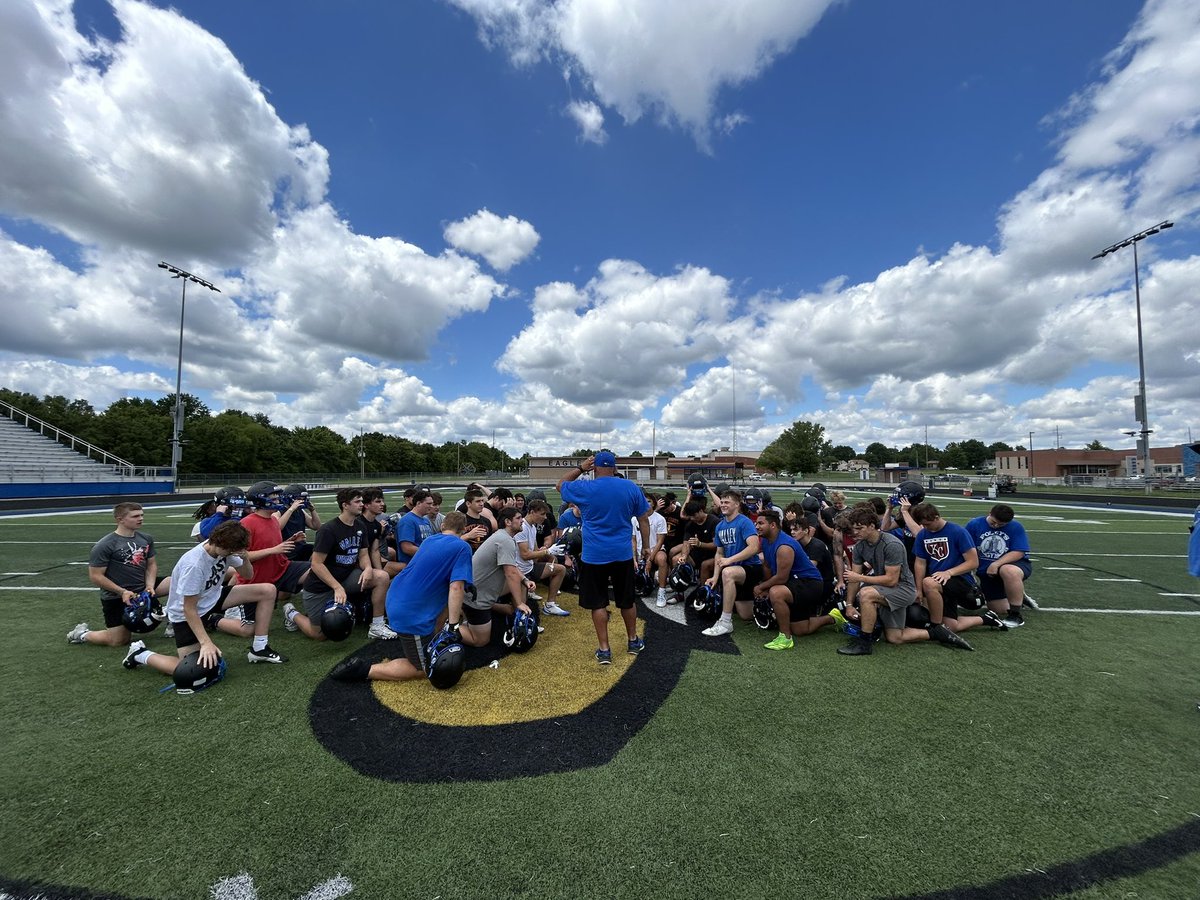GVEagleFootball's tweet image. Mini camp 1/5 ✅
ENERGY AND FOCUS