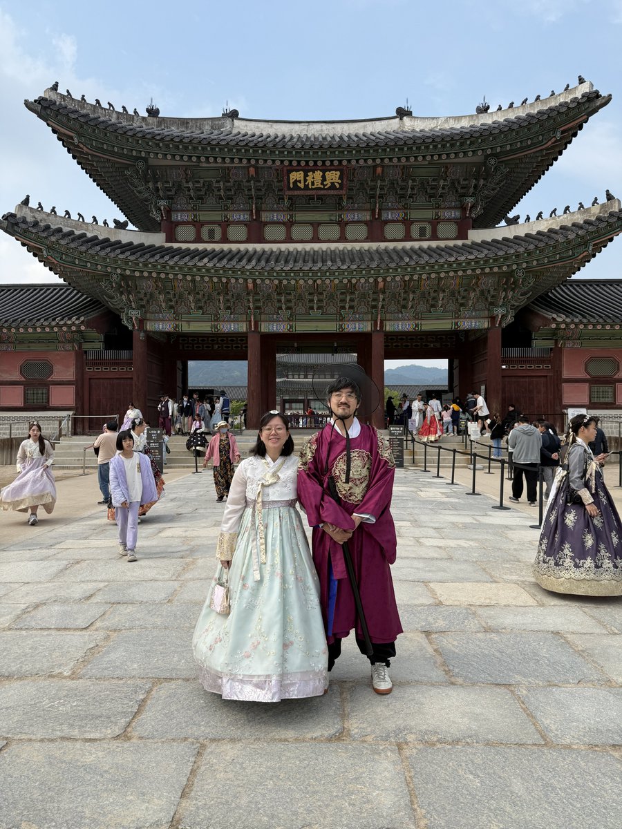 TCr | LuckyD tweet media