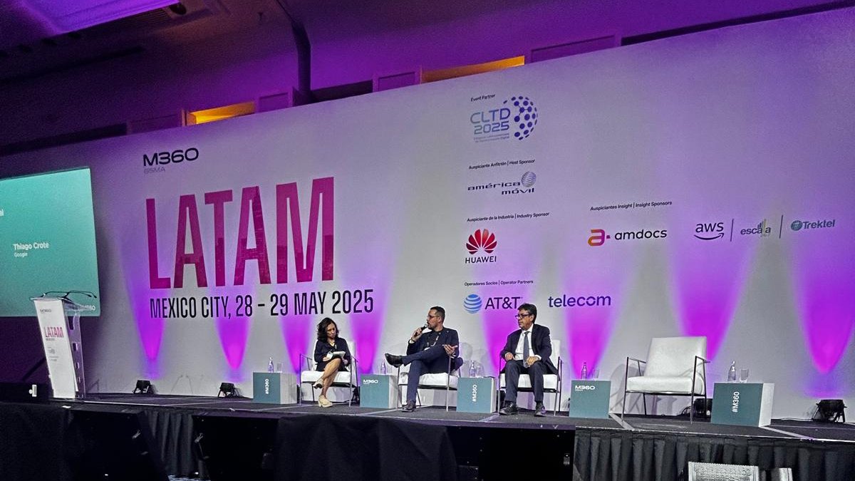 Centro LATAM Digital | CLD (@latamxdigital) on Twitter photo Ayer nuestra Directora Ejecutiva, Judith Mariscal, participó como moderadora de este panel en <a href="/M360series/">GSMA M360 Series</a> sobre el impacto de la IA en la conectividad en LATAM.
💡 ¿Quieres conocer más sobre lo que hacemos en IA desde el CLD?
👉 Conoce nuestros proyectos en el perfil Ayer nuestra Directora Ejecutiva, Judith Mariscal, participó como moderadora de este panel en <a href="/M360series/">GSMA M360 Series</a> sobre el impacto de la IA en la conectividad en LATAM.
💡 ¿Quieres conocer más sobre lo que hacemos en IA desde el CLD?
👉 Conoce nuestros proyectos en el perfil