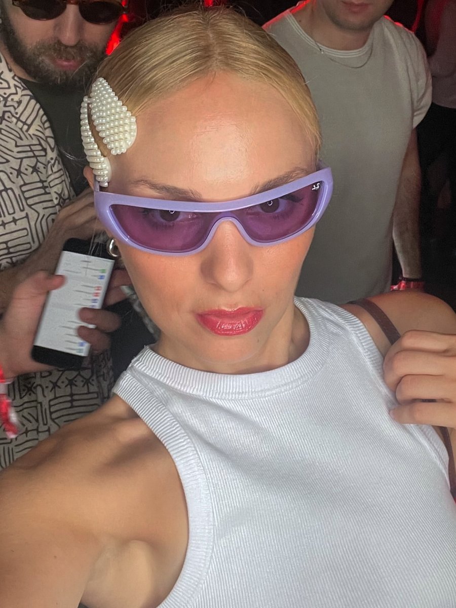 Nilperi Şahinkaya 👾