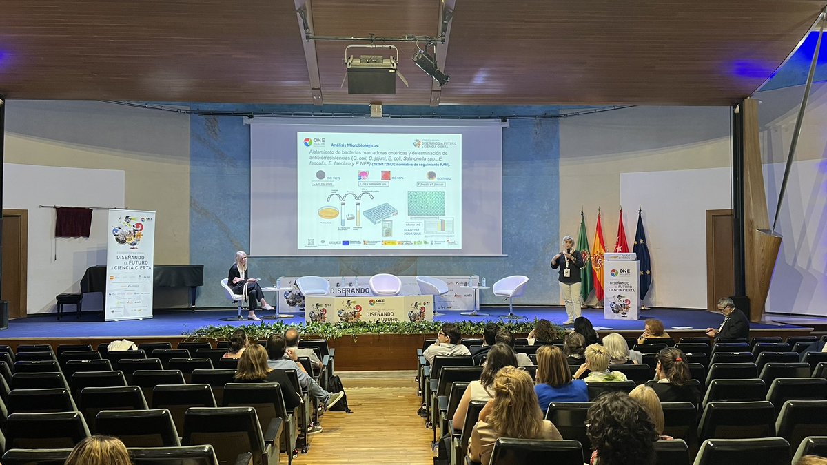 CO 4.1 "Resistencias antimicrobianas en aislados de bacterias digestivas zoonóticas indicadoras y su detección temprana por secuenciación masiva en muestras de cebaderos ovinos" por Clara María Marín Alcalá. CITA-IA2, Zaragoza

#iicongresonacionalonehealth