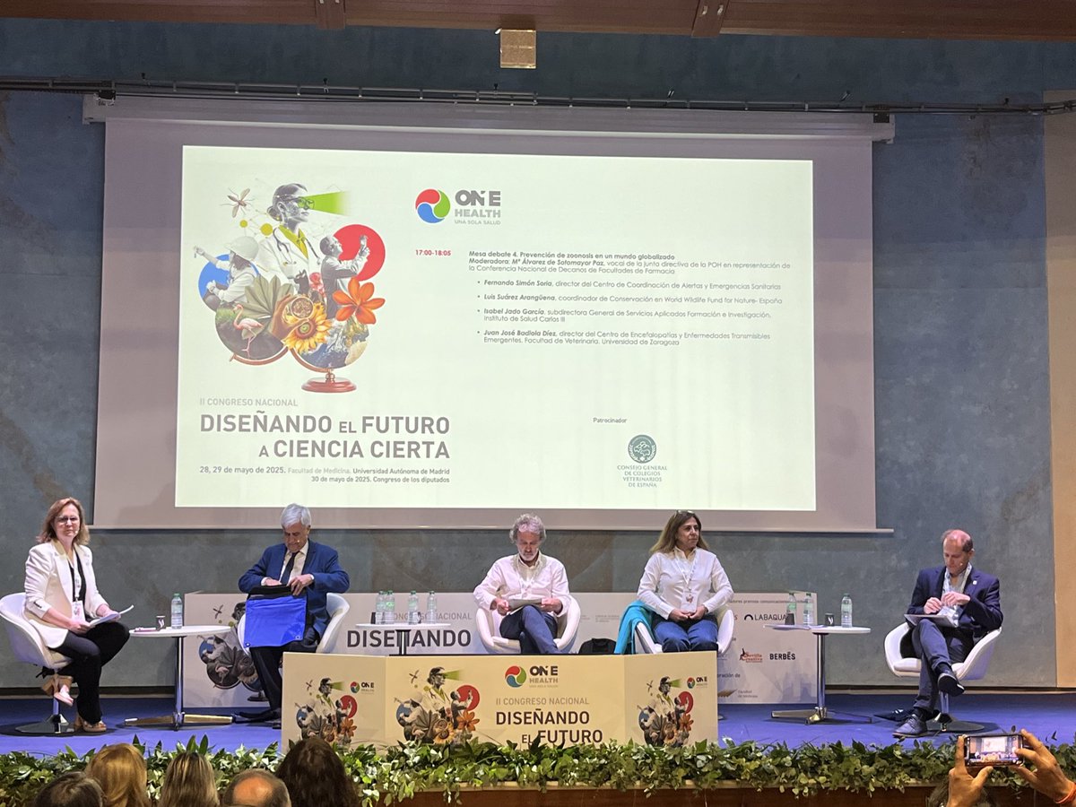 Vetmasi's tweet image. Hoy hemos asistido al Congreso One Health organizado por la Plataforma #OneHealth 🌍 Se han abordado temas clave como la prevención de zoonosis, el papel del bienestar animal y la biodiversidad, la resistencia a los antimicrobianos, entre otros desafíos cruciales🐶🐄🐔🔬🤝🏥🦠