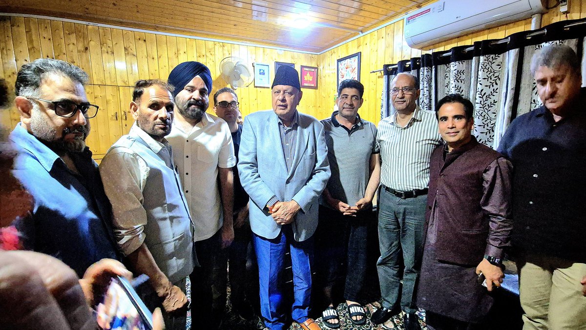 Tanvir Sadiq (@tanvirsadiq) on Twitter photo Accompanied Party President Dr. Farooq Abdullah Sb to visit MLA Pahalgam <a href="/altaf_kaloo/">Altaf Kaloo (AK)</a> at his residence in Khanabal after his unfortunate accident. We prayed for his swift and complete recovery.
Party presdient was accompanied by were Advisor <a href="/nasirsogami/">Nasir Sogami</a> , Treasurer Accompanied Party President Dr. Farooq Abdullah Sb to visit MLA Pahalgam <a href="/altaf_kaloo/">Altaf Kaloo (AK)</a> at his residence in Khanabal after his unfortunate accident. We prayed for his swift and complete recovery.
Party presdient was accompanied by were Advisor <a href="/nasirsogami/">Nasir Sogami</a> , Treasurer