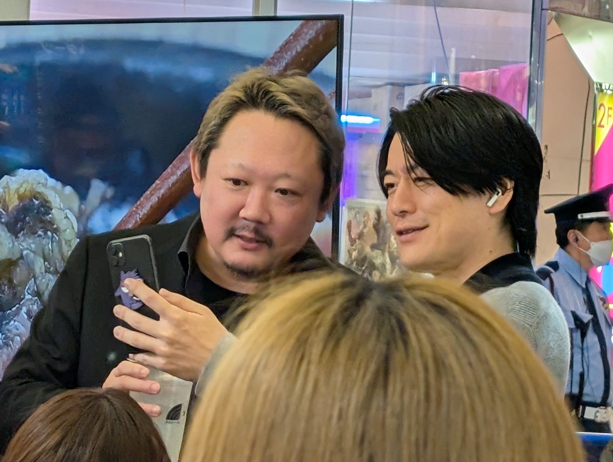 CSM_mj's tweet photo. 端正な顔立ちの方のなんとも言えない表情が好きです(自己紹介)
#ミスターXを応炎し隊 https://t.co/WoYVpQL0bo