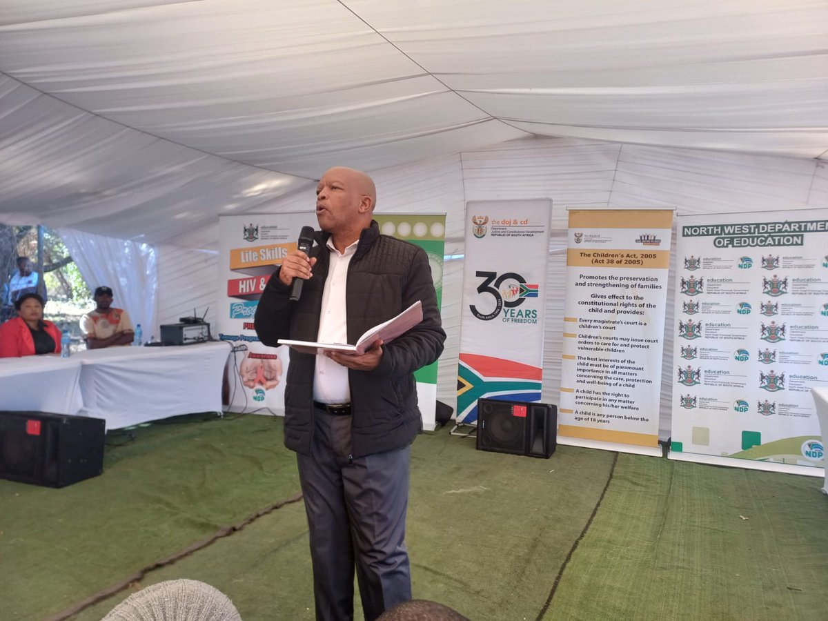 DOJCD_ZA's tweet image. DOJ&amp;amp;CD North West Provincial Office working together with the Department of Education and other stakeholders hosted an information awareness sessions as part of #ChildProtectionWeek2025 at Thuto ke Maatla Secondary School as well as neighboring schools in the area of Groot