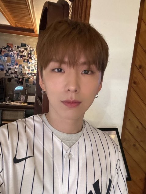 mon_rich_'s tweet photo. 얼굴진쯔너무하네
아내천년의이상형 https://t.co/xoDCDaej3x
